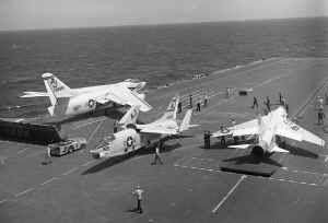 1A_VAH-6_A-3B_138961_USS_Forrestal.JPG (218412 bytes)